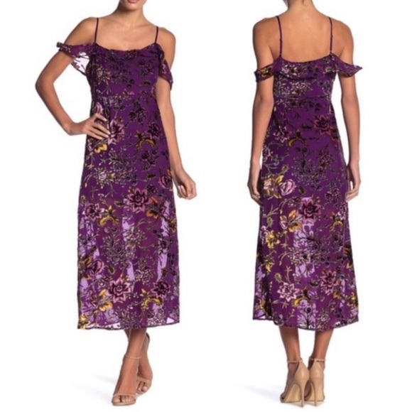 NWT Honey Punch Violet Velvet Floral Ruffle Cold Shoulder Midi Dress Sz M - Picture 1 of 14